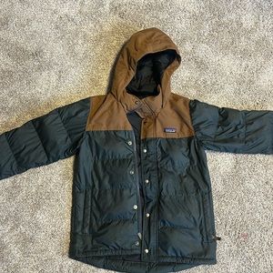 Boys Patagonia hooded bivy puffer coat (size medium)